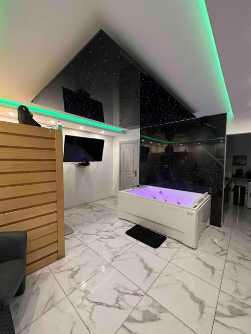 Cozy Rental Spa Schiltigheim Exterior photo